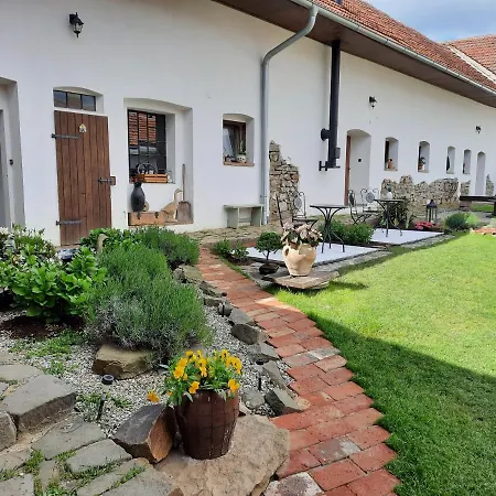 Statek U Kapličky Penzion